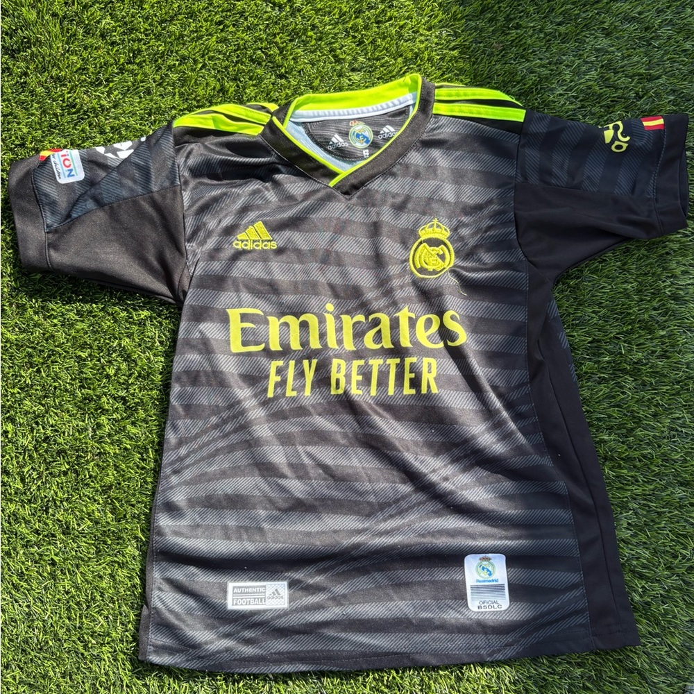Kids Black and Yellow Jersey